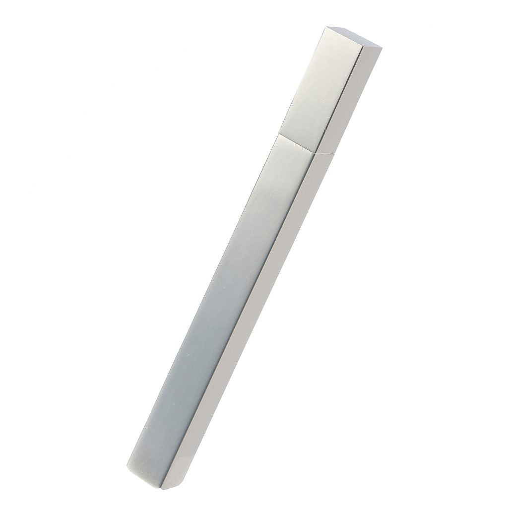 QUEUE Slim stick lighter (Sliver)