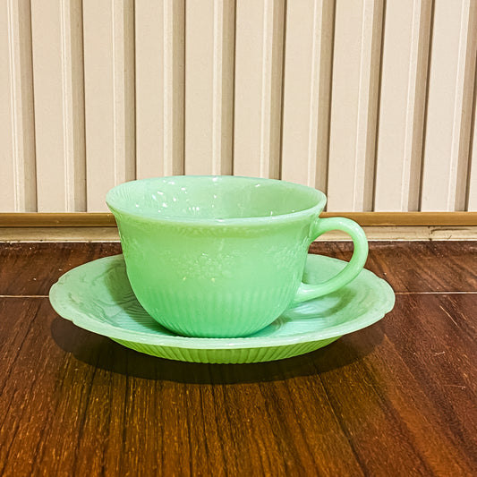 FireKing Jadeite Alice Cup & Sauce with logo (alice8)