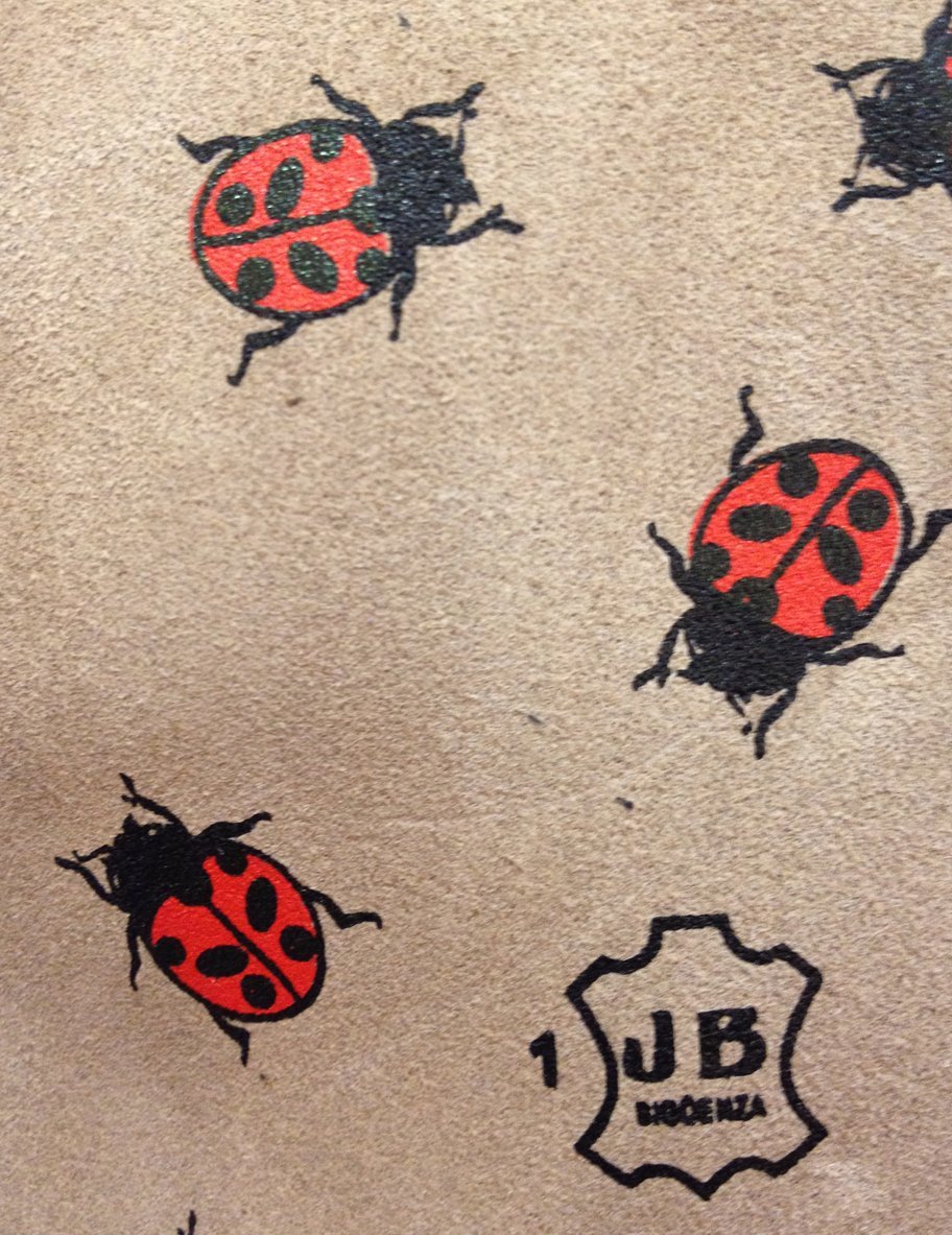 Bota de Vino “ARTE”- Mariquitas - LAB Collector Hong Kong