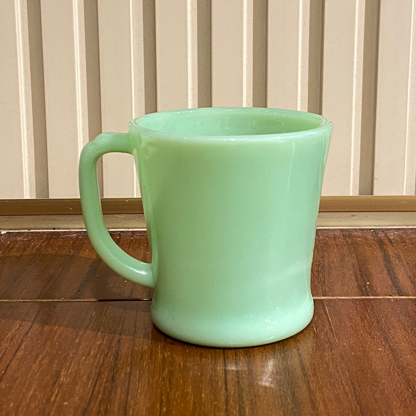 FireKing Jadeite D handle Mug, Made in USA 1960s (D1)