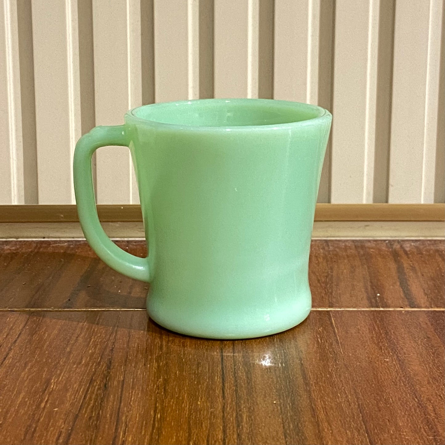 FireKing Jadeite D handle Mug, Made in USA 1960s (D3)