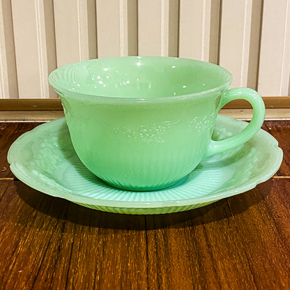 FireKing Jadeite Alice Cup & Sauce (alice1)