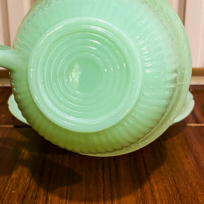 FireKing Jadeite Alice Cup & Sauce (alice1)