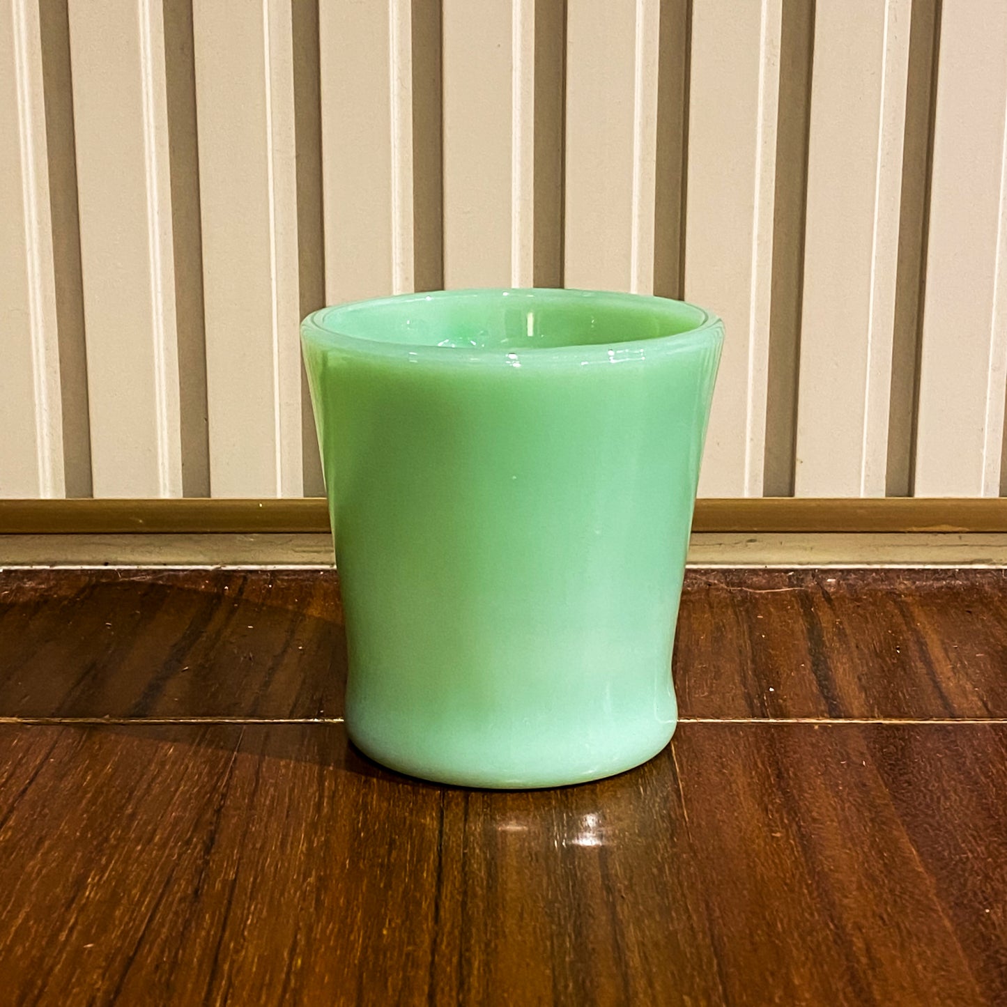 FireKing Jadeite D handle Mug, Made in USA 1960s (D4)