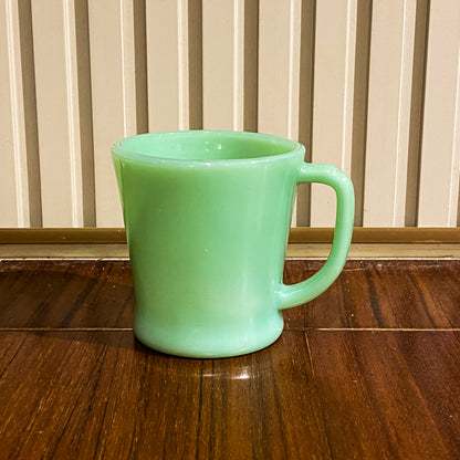 FireKing Jadeite D handle Mug, Made in USA 1960s (D4)