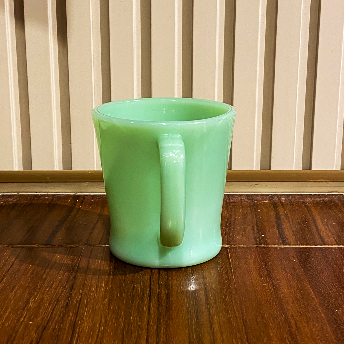 FireKing Jadeite D handle Mug, Made in USA 1960s (D4)