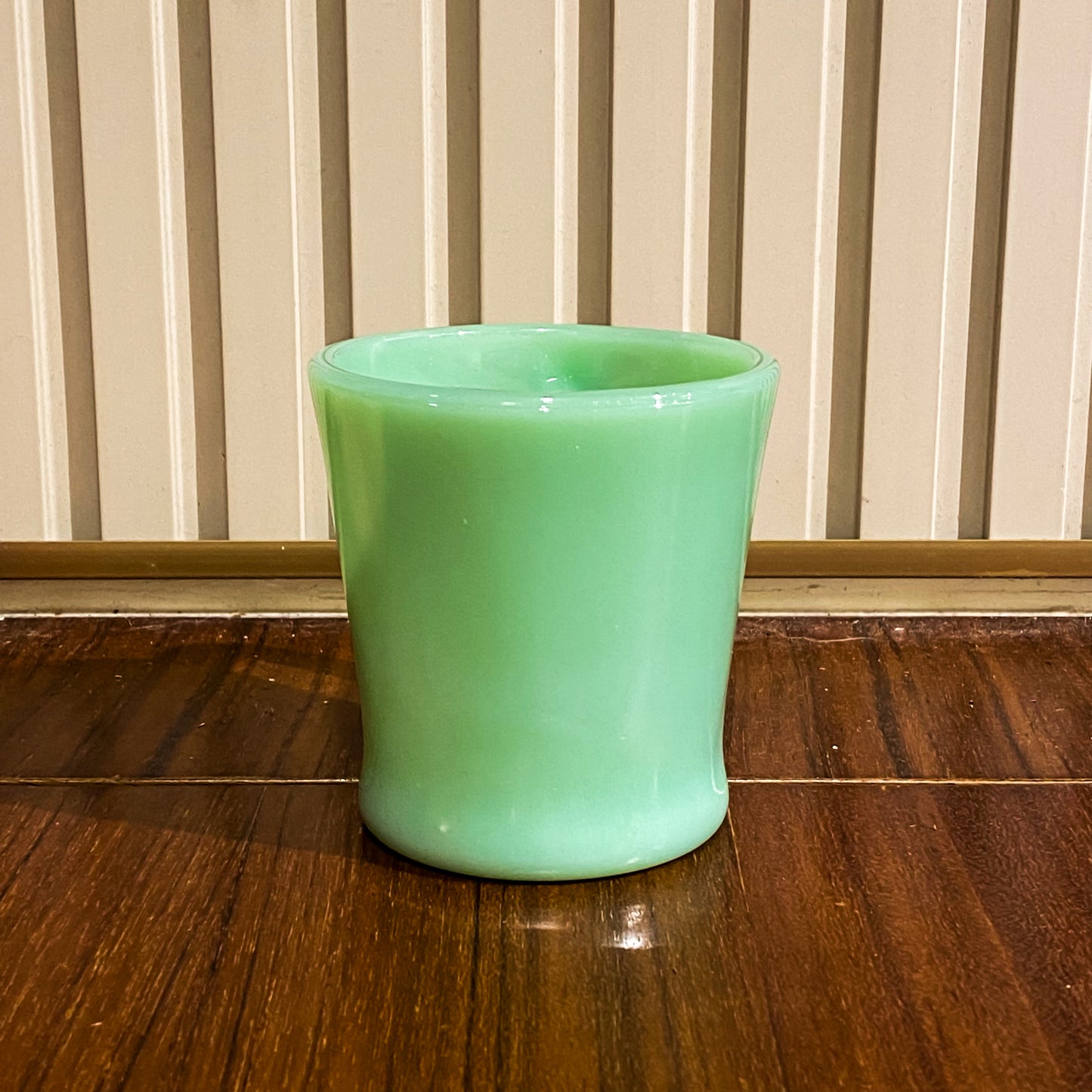 FireKing Jadeite D handle Mug, Made in USA 1960s (D5)