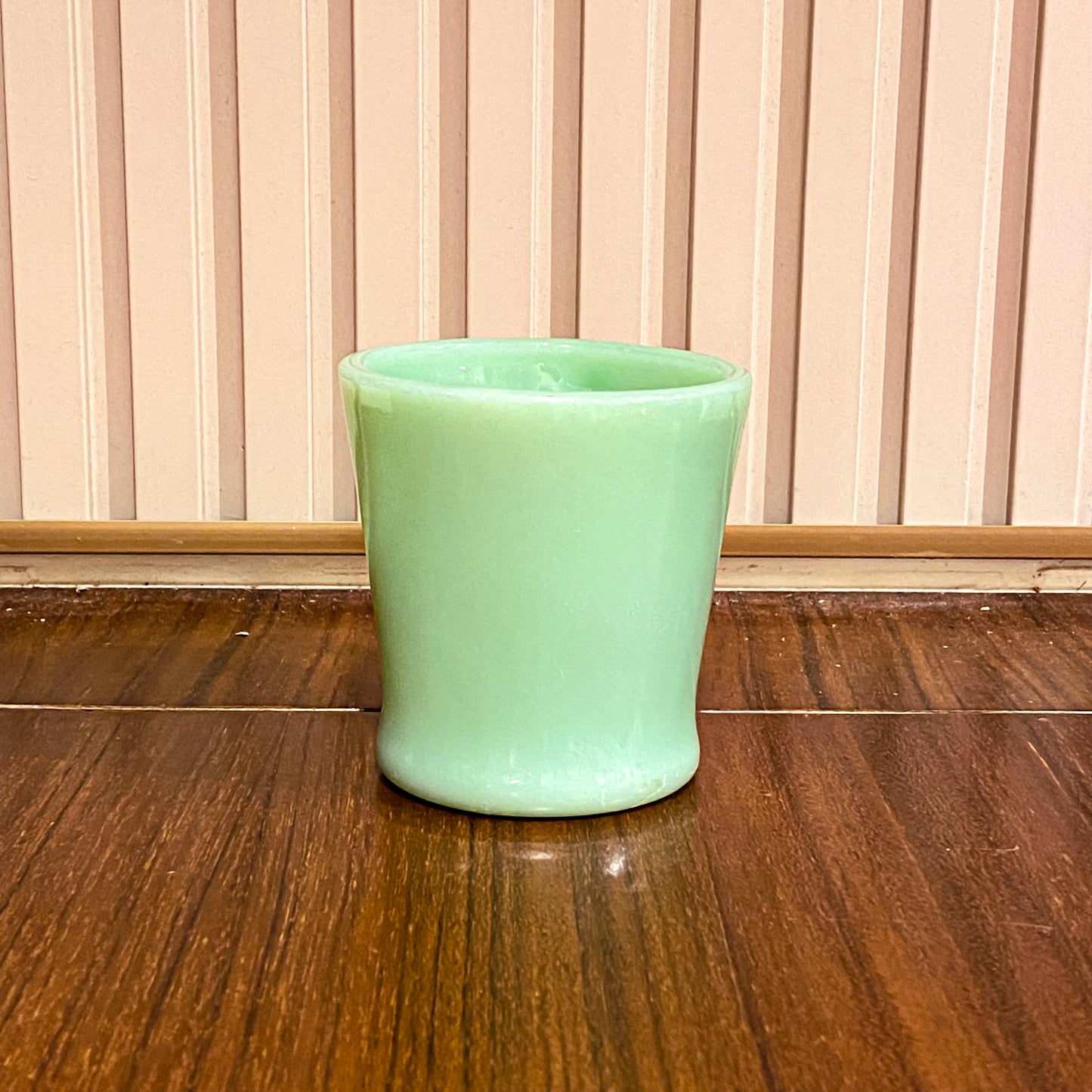 FireKing Jadeite D handle Mug, Made in USA 1960s (D6)