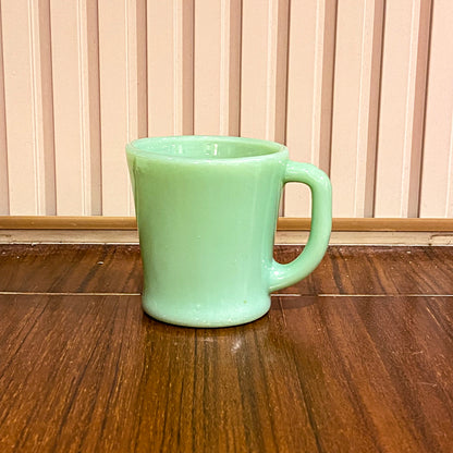 FireKing Jadeite D handle Mug, Made in USA 1960s (D7)