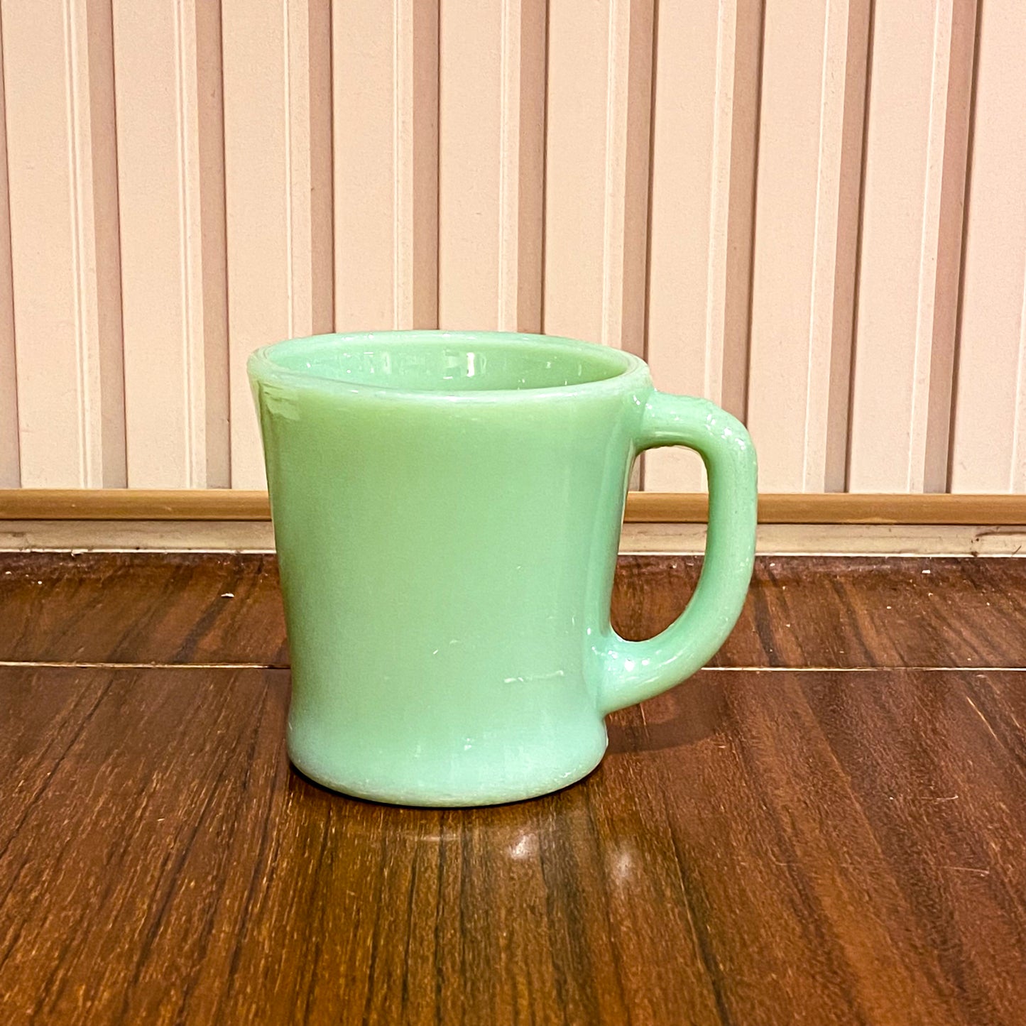 FireKing Jadeite D handle Mug, Made in USA 1960s (D8)