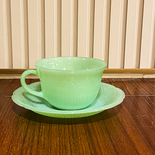 FireKing Jadeite Alice Cup & Sauce with logo (alice7)