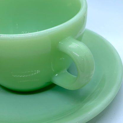 FireKing Restaurent-ware Cup & Sauce 1950s (G319)