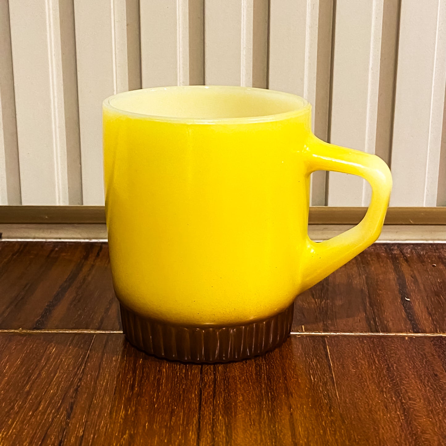 FireKing Yellow/Brow Ribbed Bottom Stacking Mug (YB1)