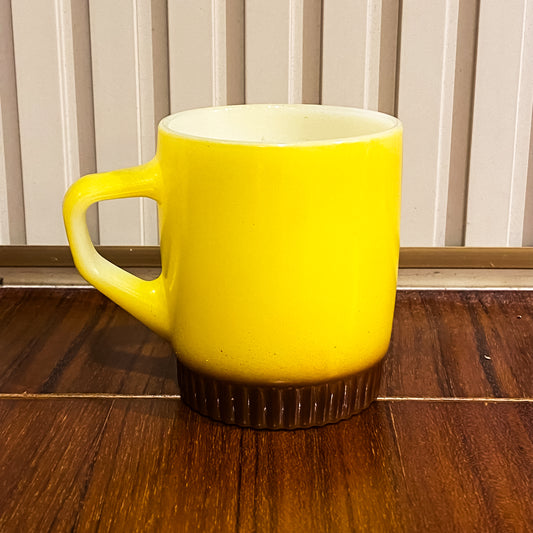 FireKing Yellow/Brow Ribbed Bottom Stacking Mug (YB2)