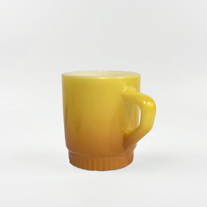 FireKing Yellow/Orange Ribbed Bottom Stacking Mug (Y03）