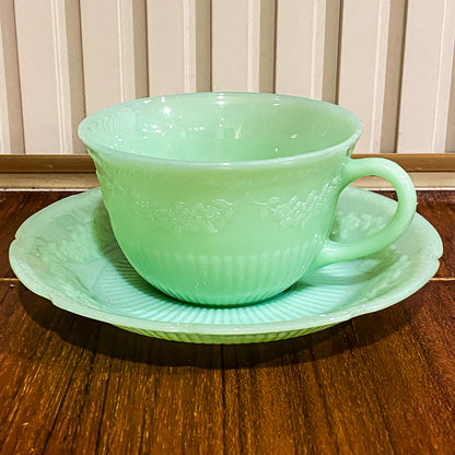 FireKing Jadeite Alice Cup & Sauce (alice3)