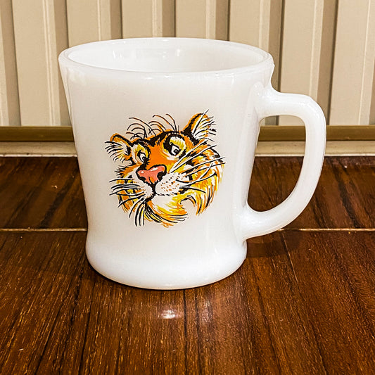 FireKing Esso Tiger D-handle Mug (ESSO3)