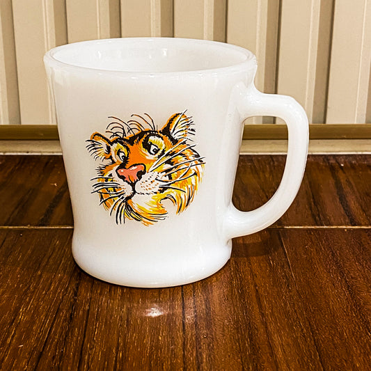 FireKing Esso Tiger D-handle Mug (ESSO4)