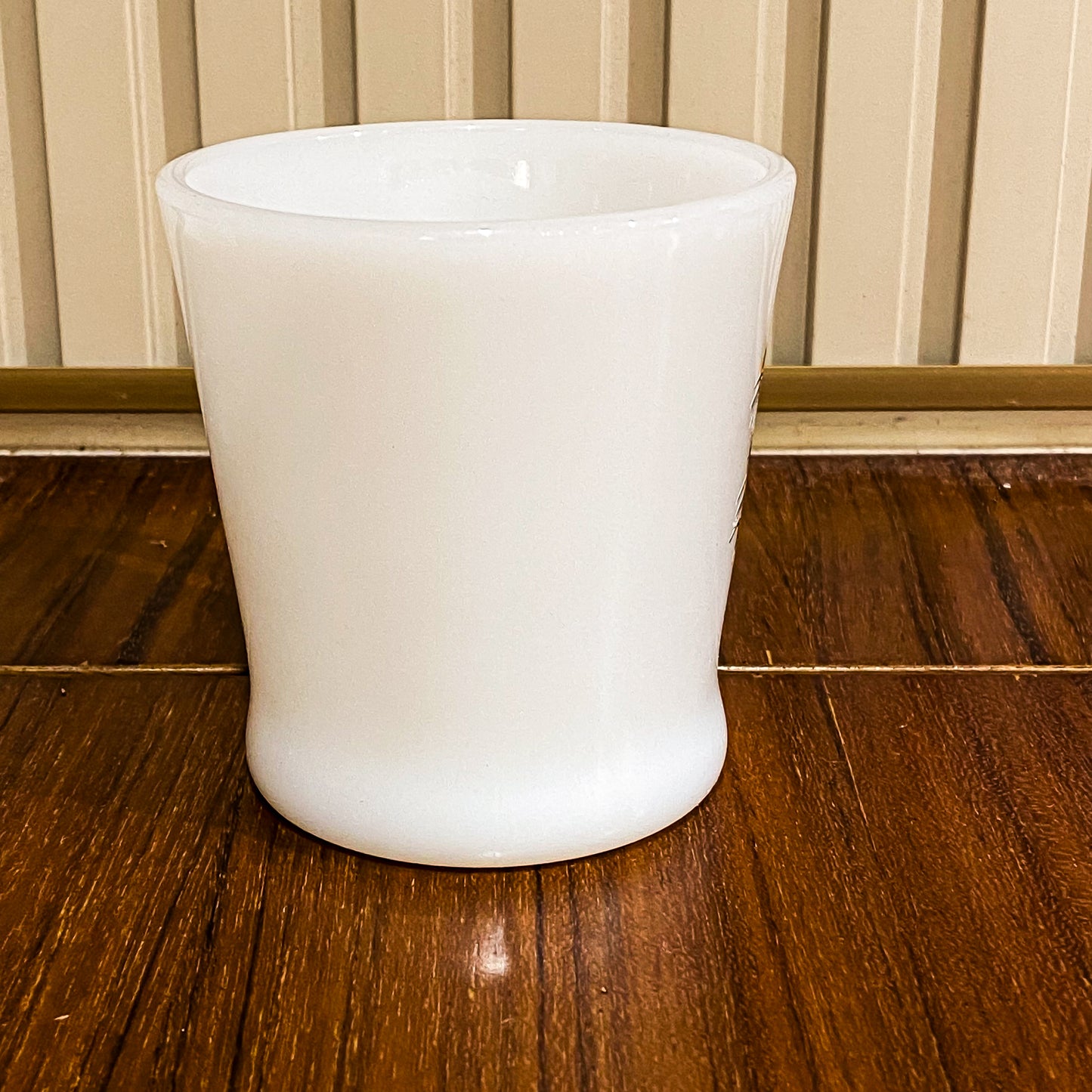 FireKing Esso Tiger D-handle Mug (ESSO4)