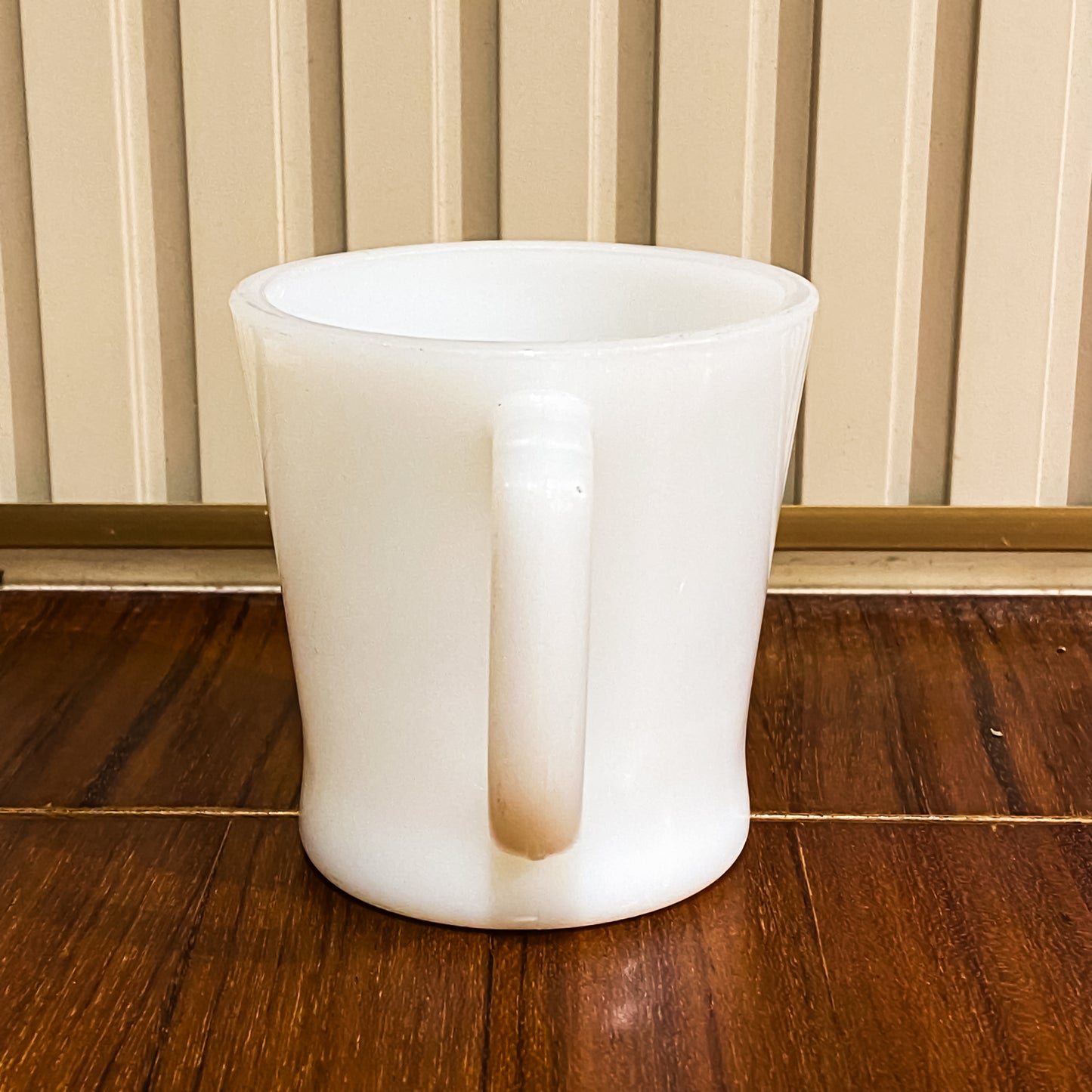 FireKing White D handle Mug, Made in USA 1960s (Wht-3）