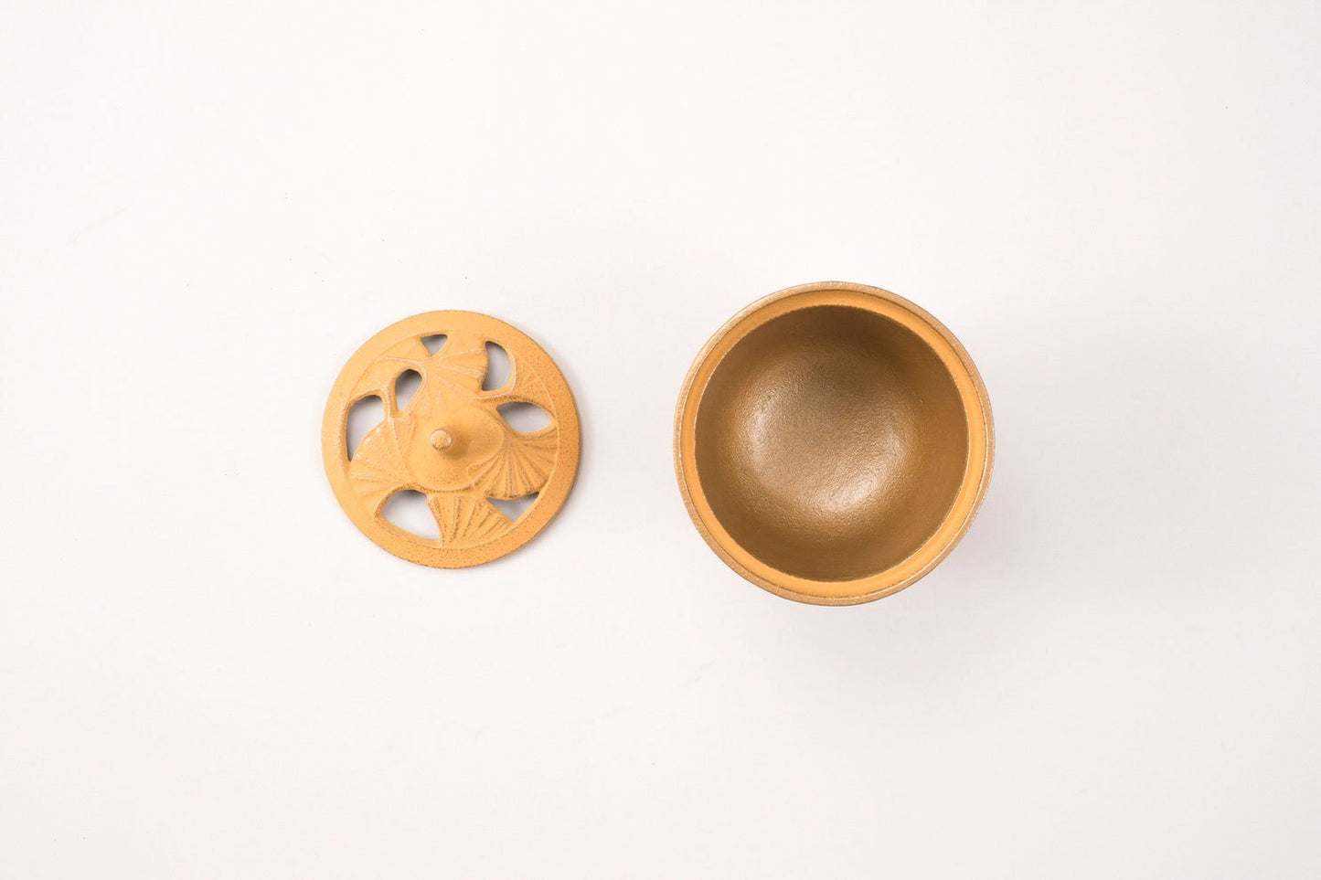 岩鑄 鑄鐵香爐-いちょう/銀杏（黃）IWACHU Cast Iron Incense Burner(Yellow) - LAB Collector Hong Kong